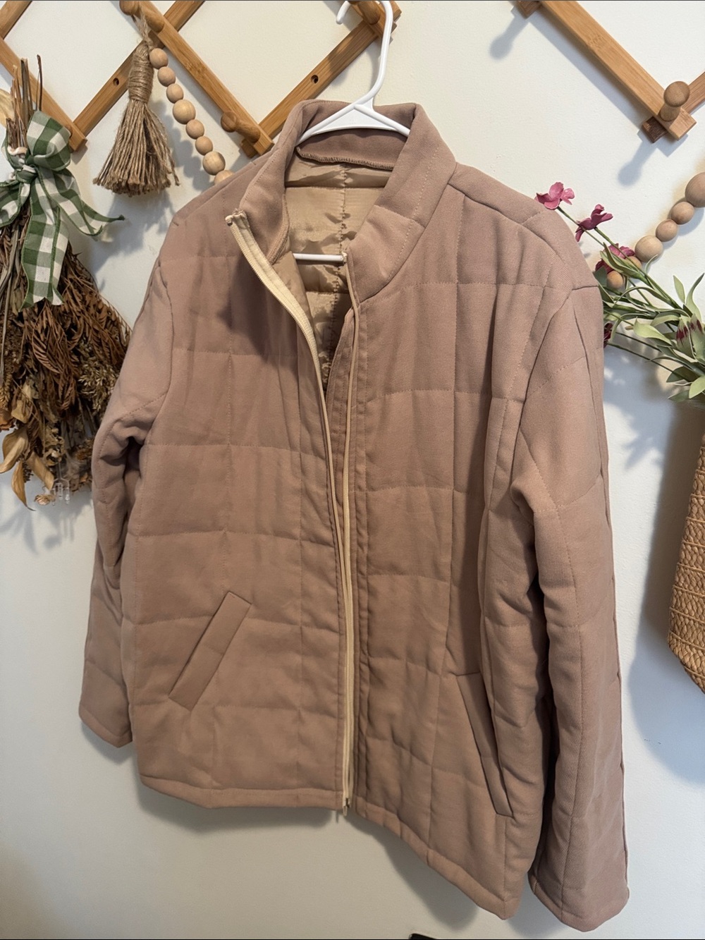 Quilted Lightweight Jacket in Dusty Taupe